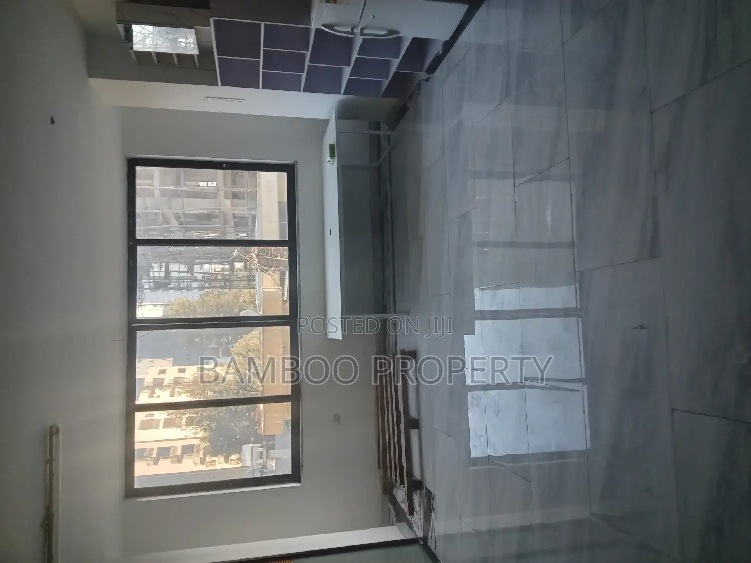 52 ካሬ Office in Bole