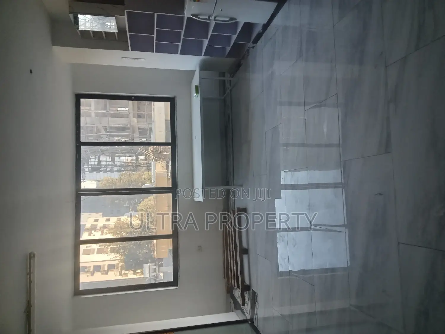 52 ካሬ Office in Bole