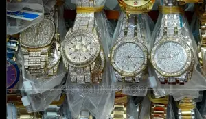 Diamond Colour High Quality Luxury Watch