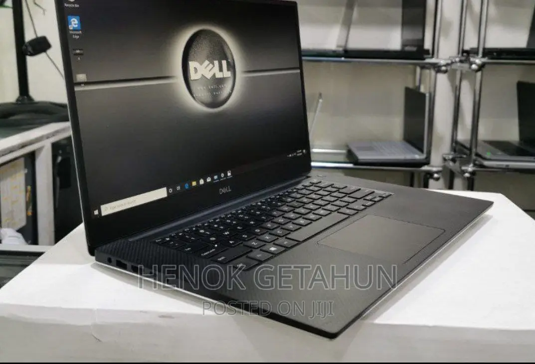 New Laptop Dell XPS 15 16GB Intel Core i5 SSD 512GB