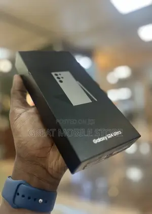 New Samsung Galaxy S24 Ultra 256 GB