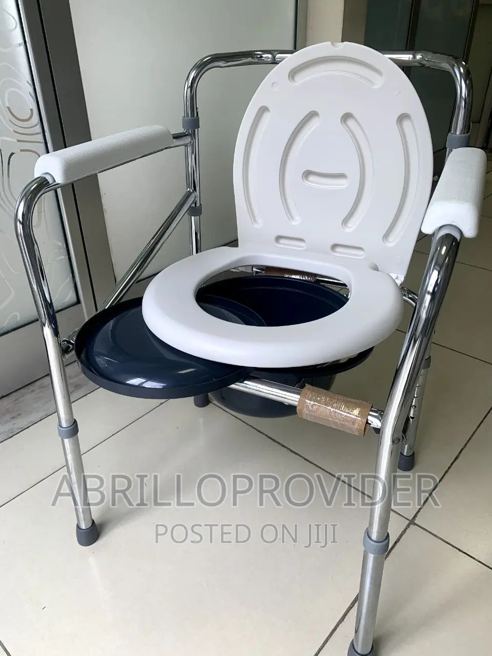 Adjusted Hight Commode Chair|Folding Chair:Toilet Chair|