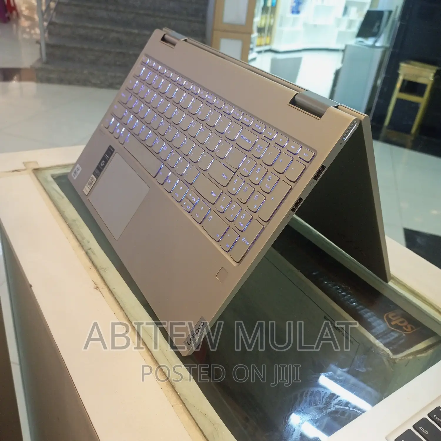 New Laptop Lenovo Yoga C740 16GB Intel Core I7 SSD 512GB