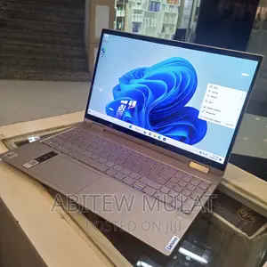 New Laptop Lenovo Yoga C740 16GB Intel Core I7 SSD 512GB