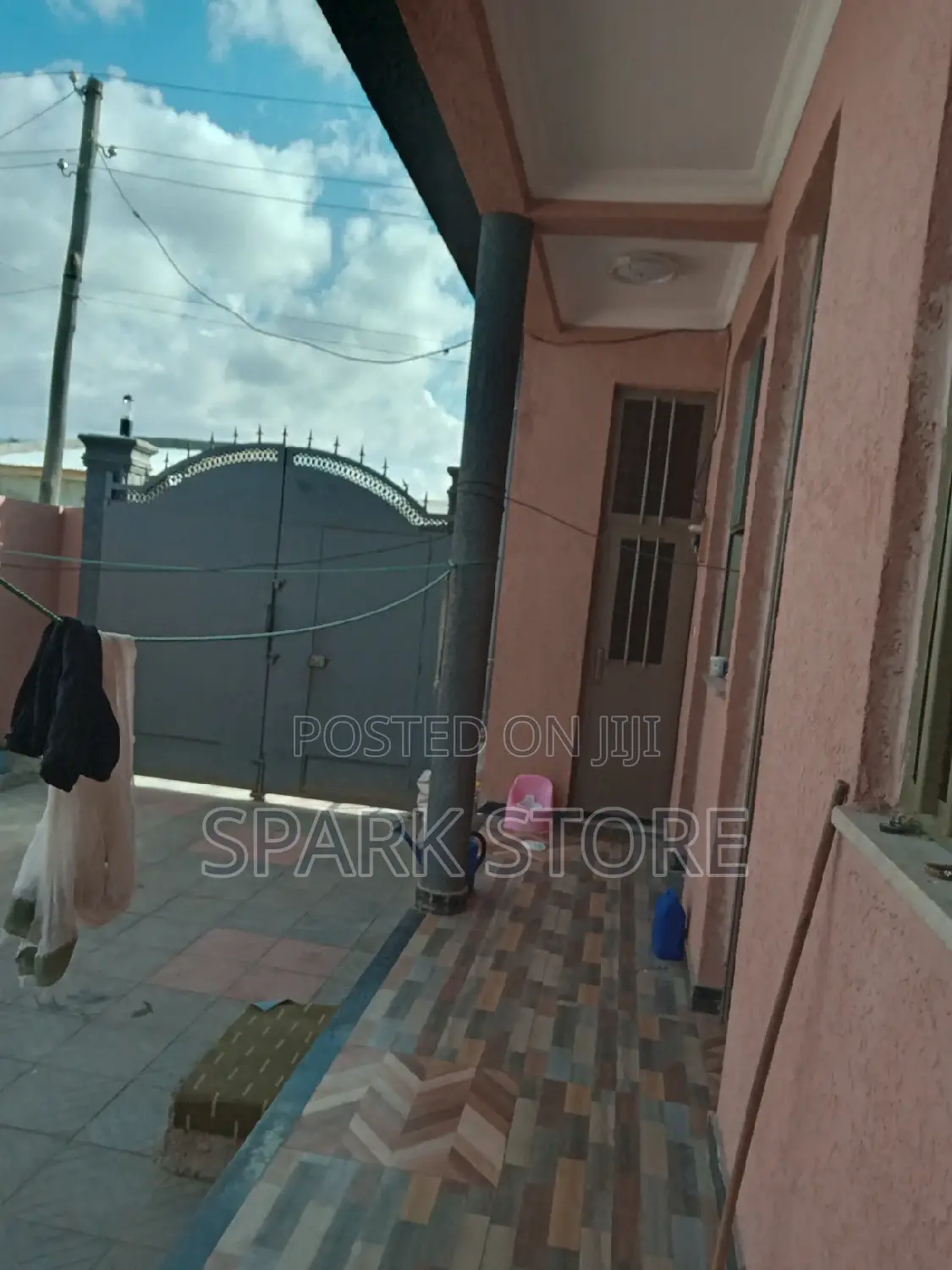 Furnished 4bdrm House in Oromia-Finfinne for sale