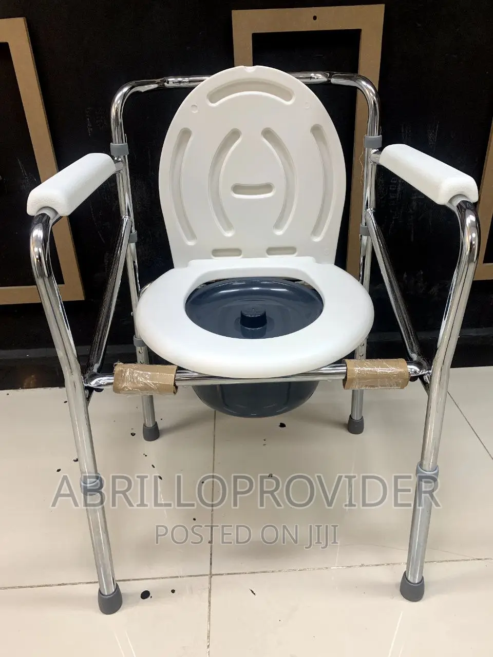 የሚነቃቀል ቦታ የማይዝ Toilet Chair|Commode Chair`ፎልዲንግ Chair|Chair