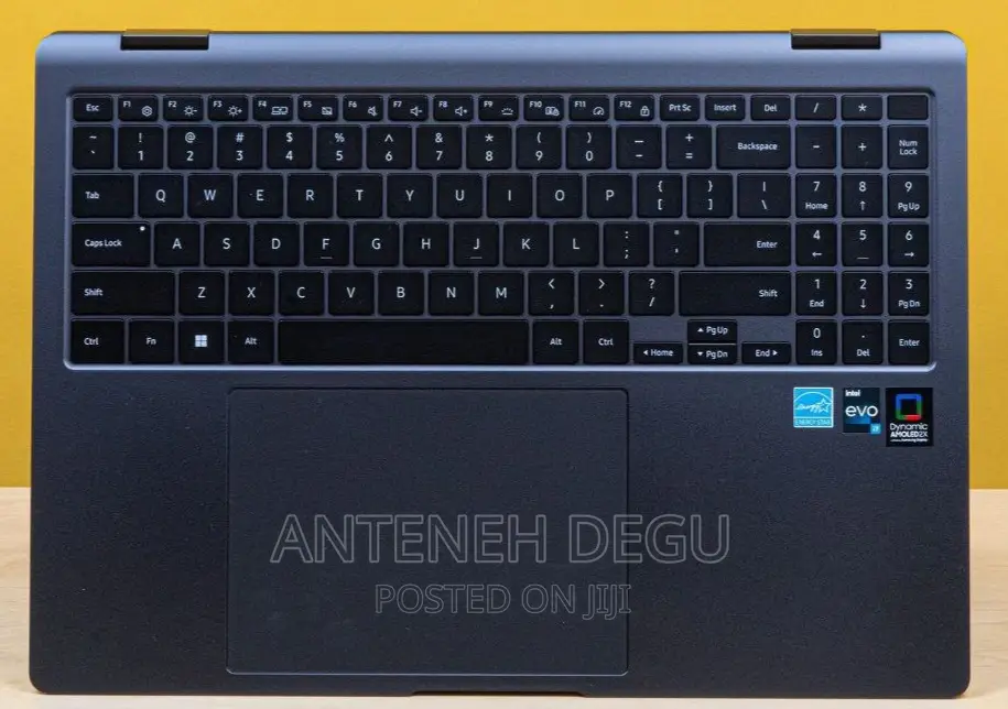 New Laptop Samsung Galaxy Book 2 16GB Intel Core I7 SSD 512GB