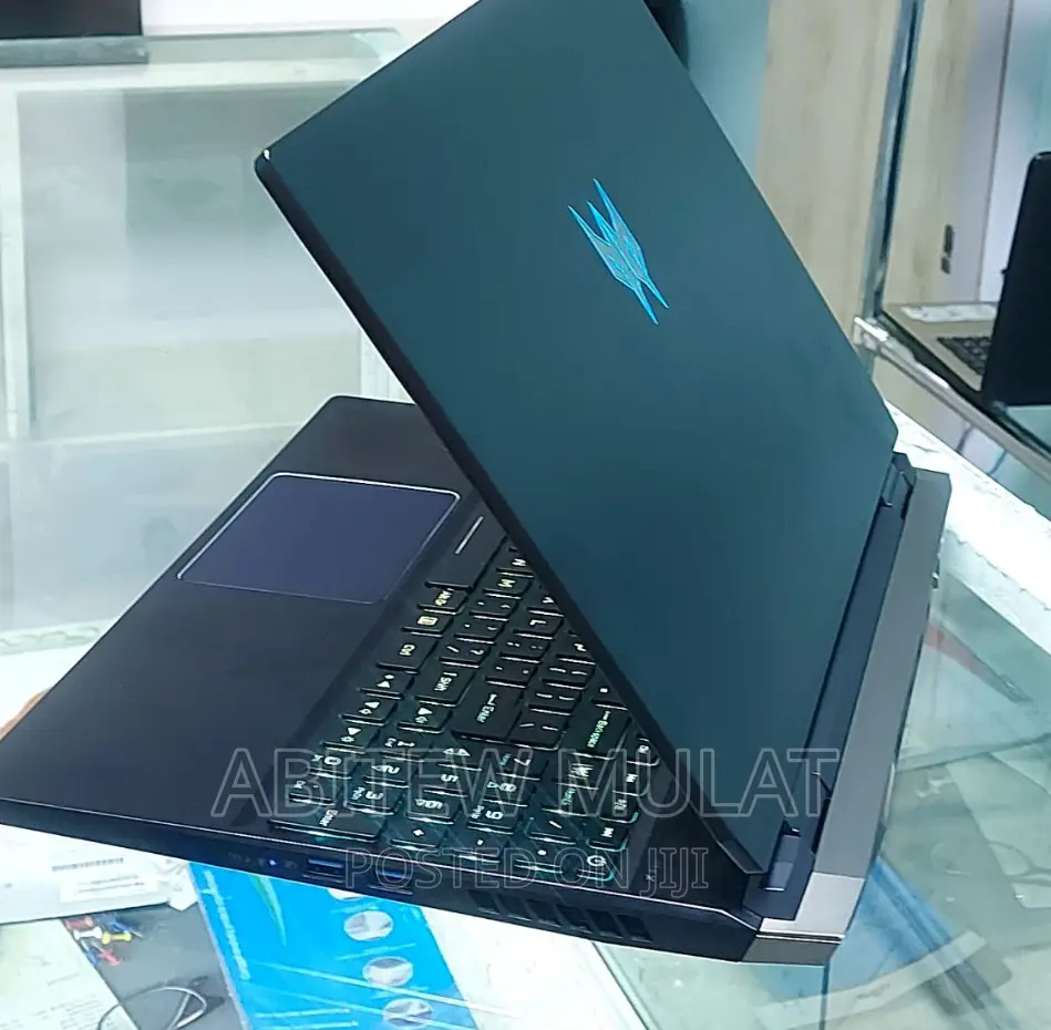 New Laptop Acer Predator Helios 300 16GB Intel Core I9 SSD 512GB