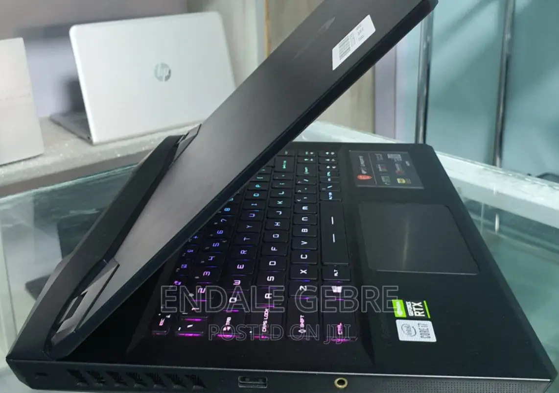 New Laptop MSI GP75 Leopard 16GB Intel Core I7 SSD 1T