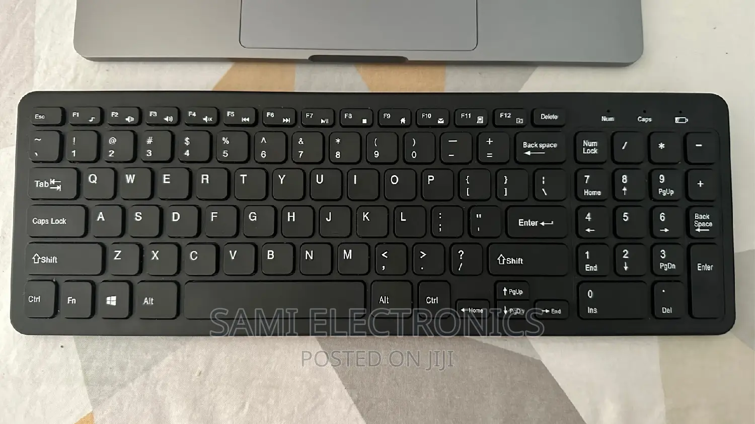 Wireless Keyboard and Mouse ገመድ አልባ ኪቦርድ እና ማውዝ