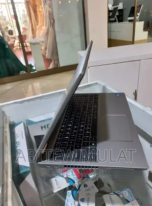 Photo - New Laptop Dell Latitude 5529 16GB Intel Core I7 SSD 512GB