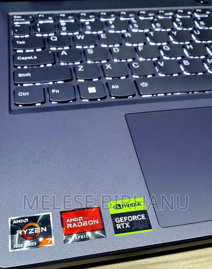 New Laptop Lenovo 16GB AMD Ryzen 7 SSD 1T