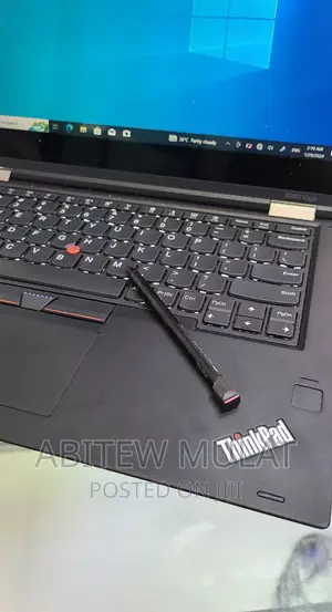 New Laptop Lenovo ThinkPad X380 Yoga 8GB Intel Core I7 SSD 512GB