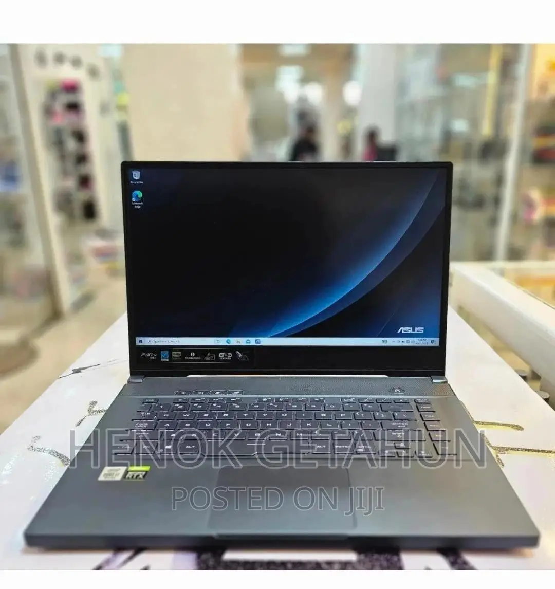 New Laptop Asus ROG Strix G15 16GB Intel Core i7 SSD 1T