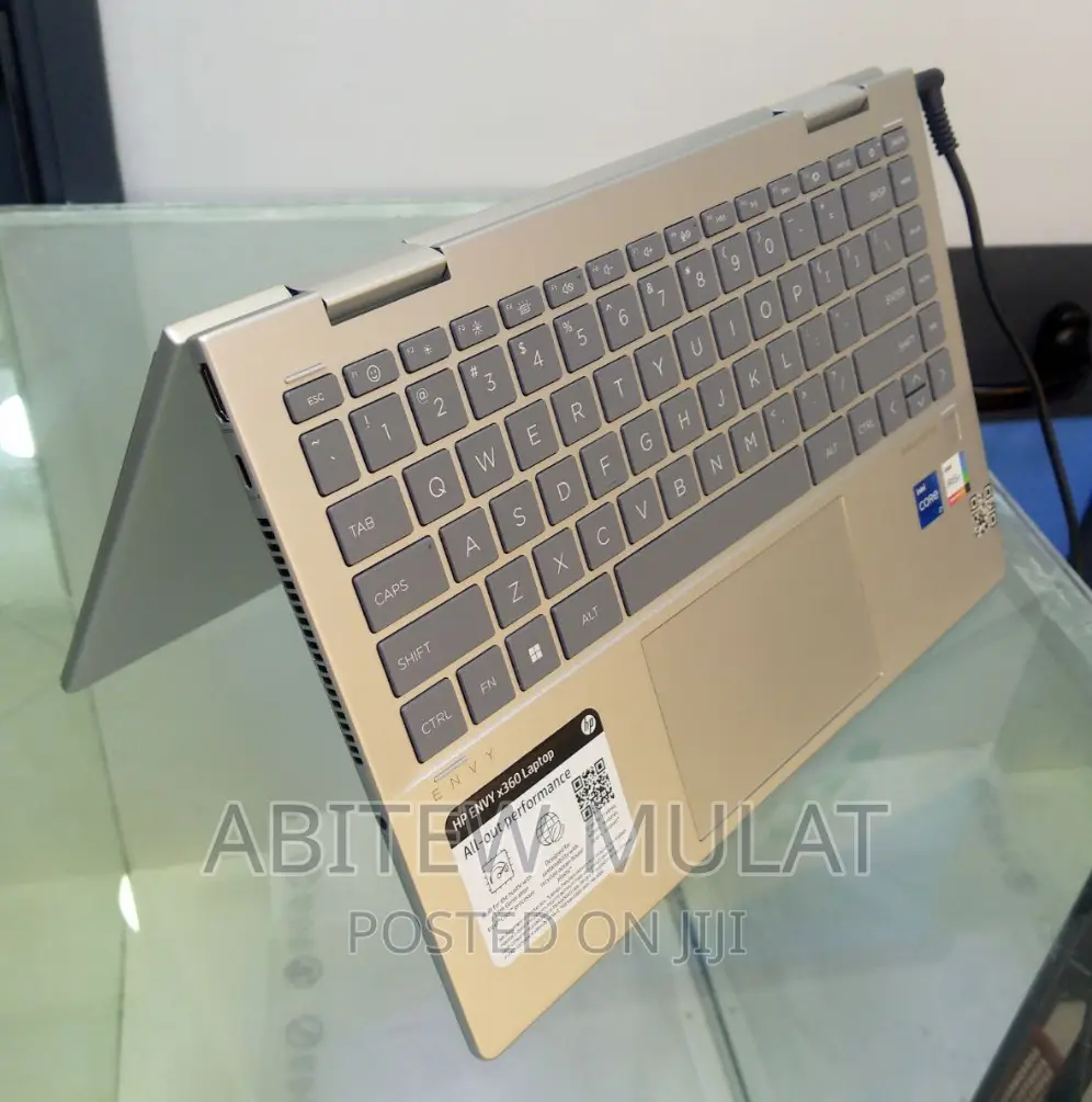 New Laptop HP Envy X360 16GB Intel Core I7 SSD 1T