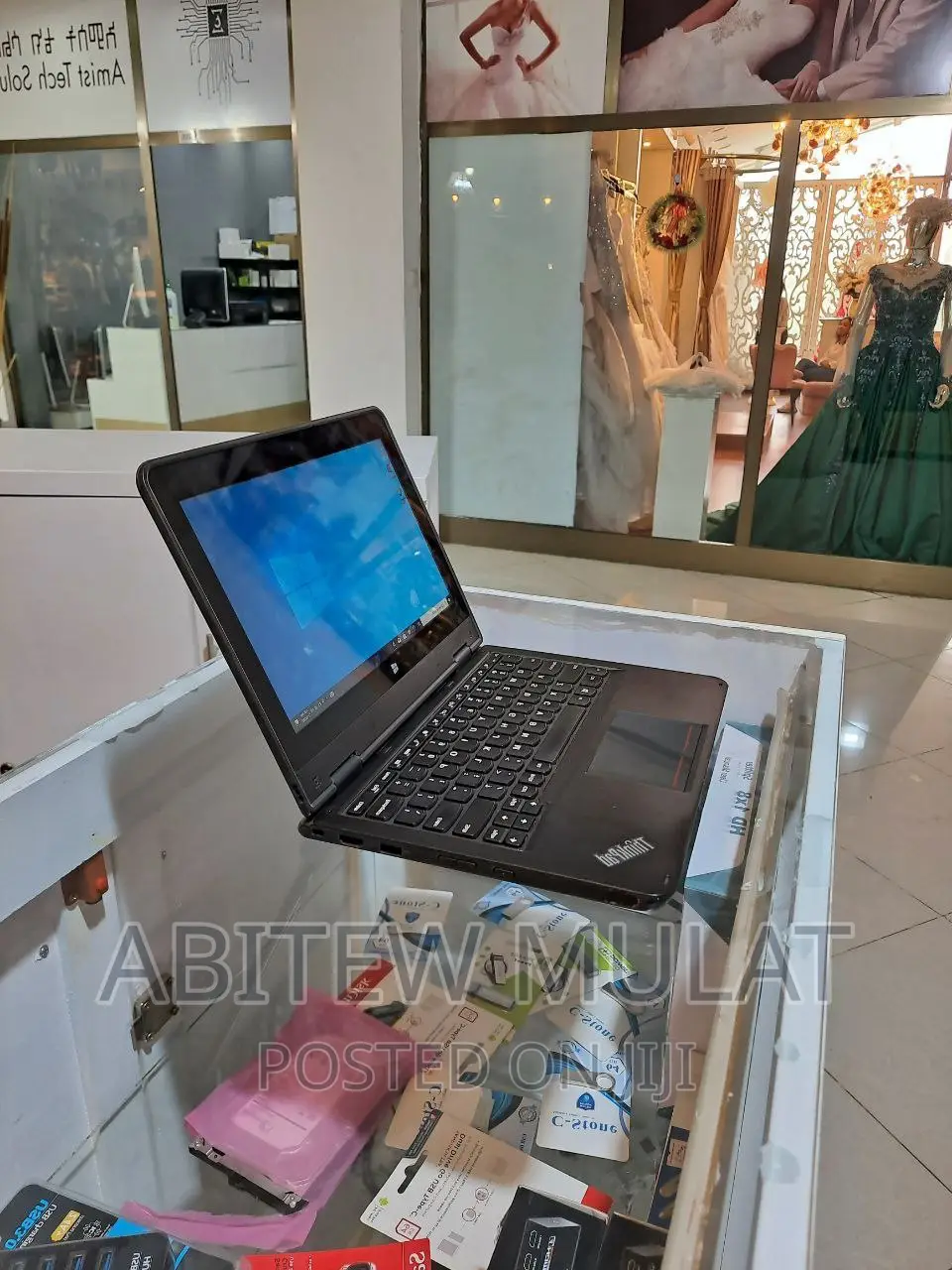 New Laptop Lenovo Yoga 11e 4GB Intel Core 2 Quad HDD 500GB