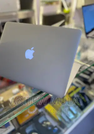 New Laptop Apple MacBook Air 2015 8GB Intel Core I7 SSD 256GB