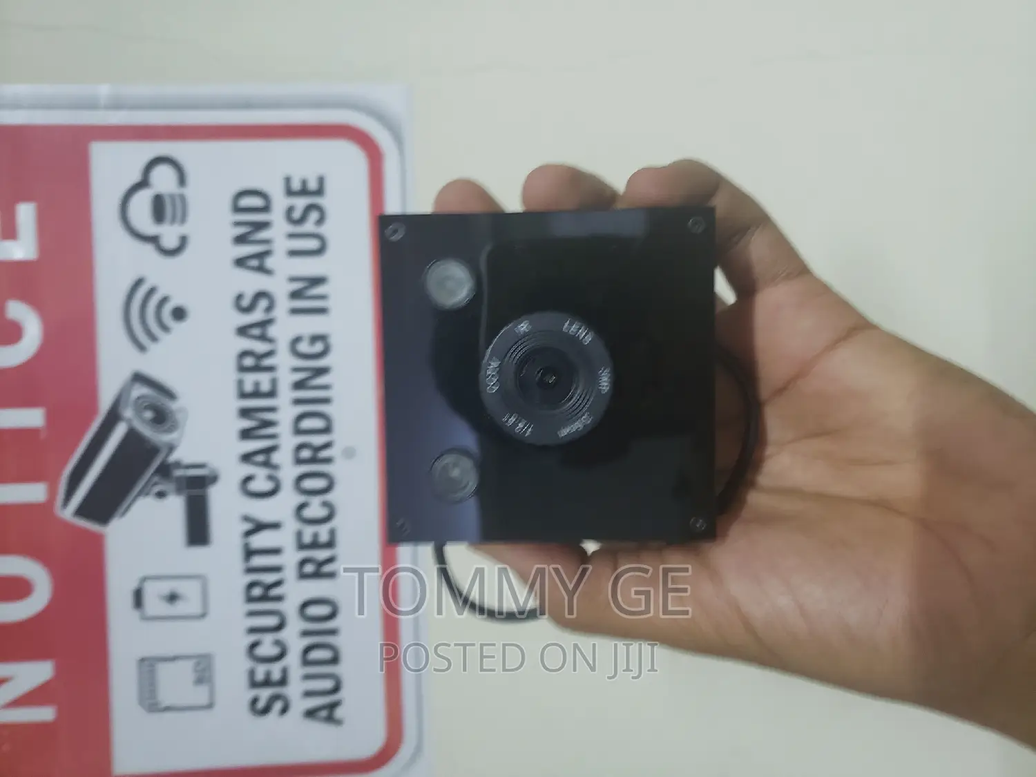 Battery ያለው Security Camera
!!መብራት ቢጠፋ ባይጠፋ