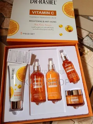 Photo - Dr Rashel Vitamin C Brightening 5 Pieces Skin Care Set