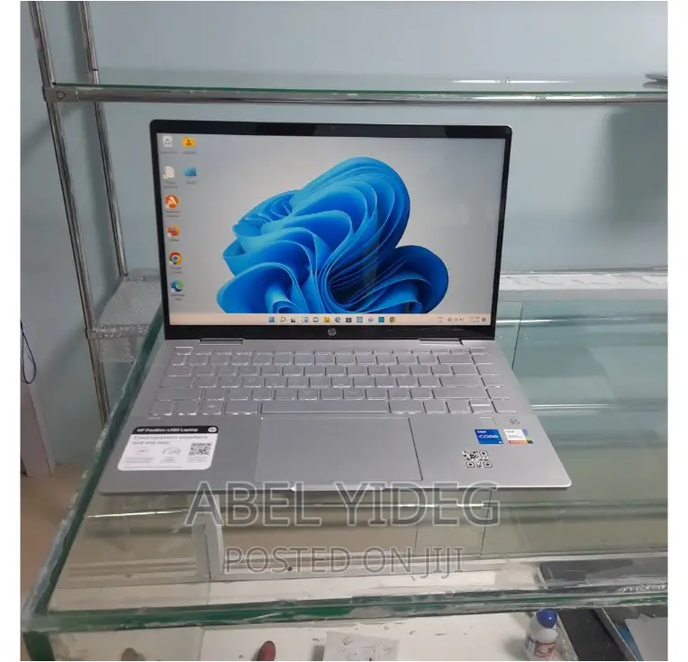 New Laptop HP Pavilion X360 8GB Intel Core I5 SSD 512GB