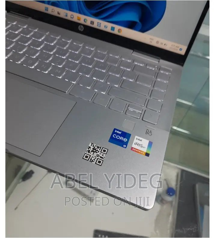 New Laptop HP Pavilion X360 8GB Intel Core I5 SSD 512GB