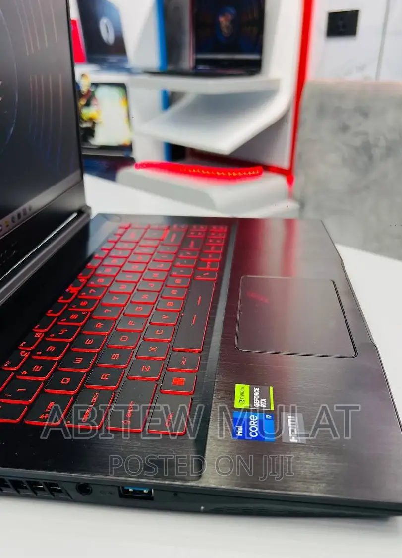New Laptop MSI GF63 16GB Intel Core I7 SSD 512GB