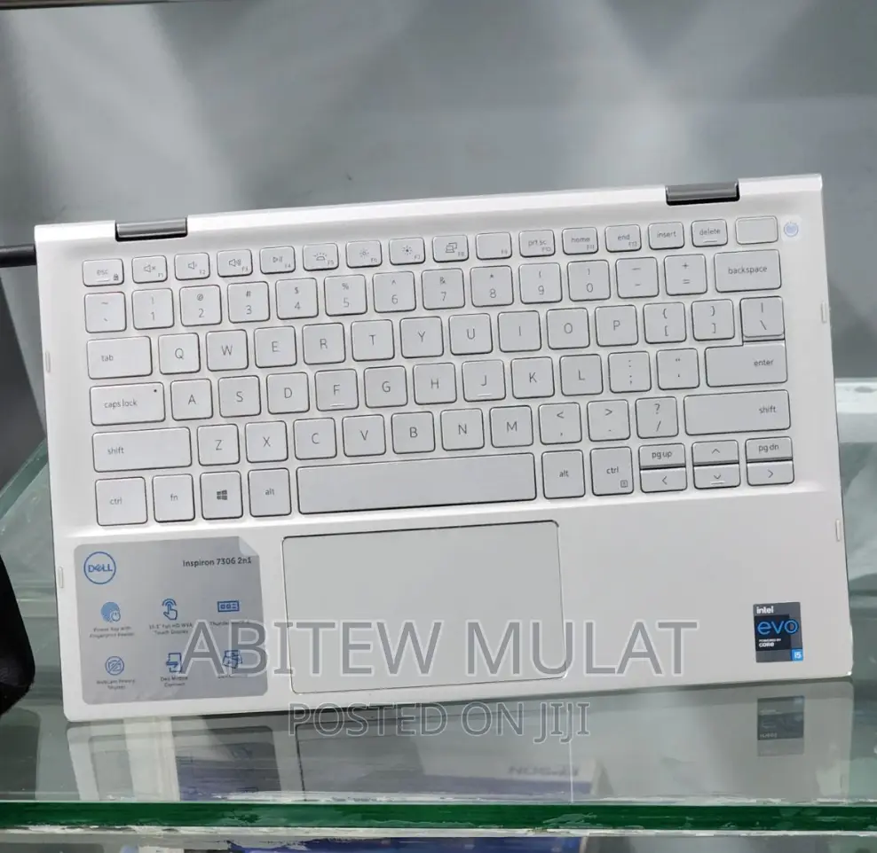 New Laptop Dell Inspiron 13z 8GB Intel Core I5 SSD 512GB