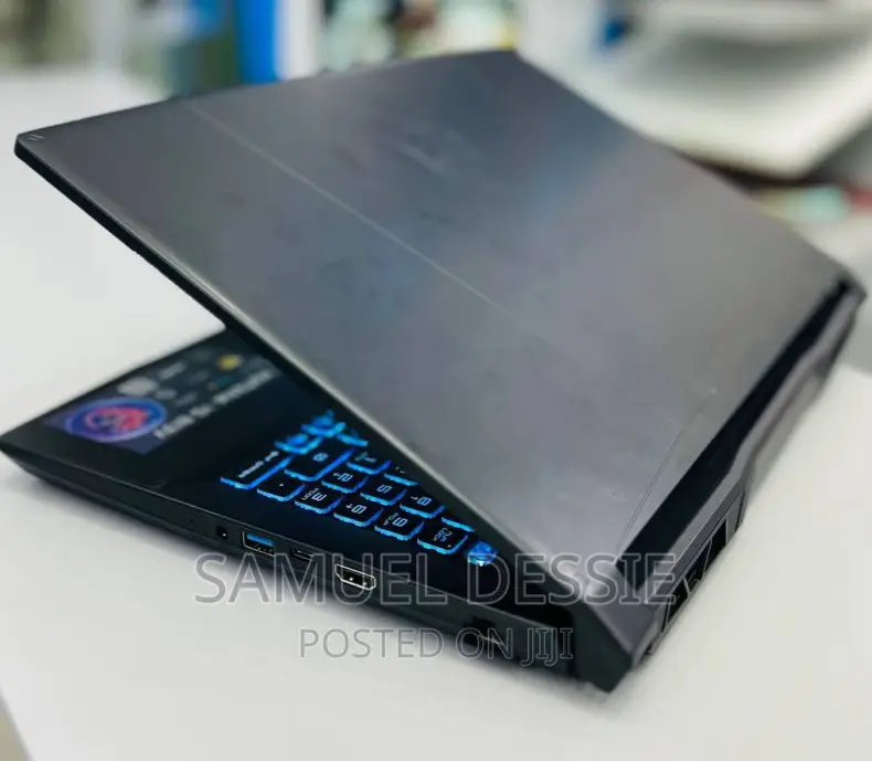 New Laptop MSI Katana 15 16GB Intel Core I7 SSD 512GB