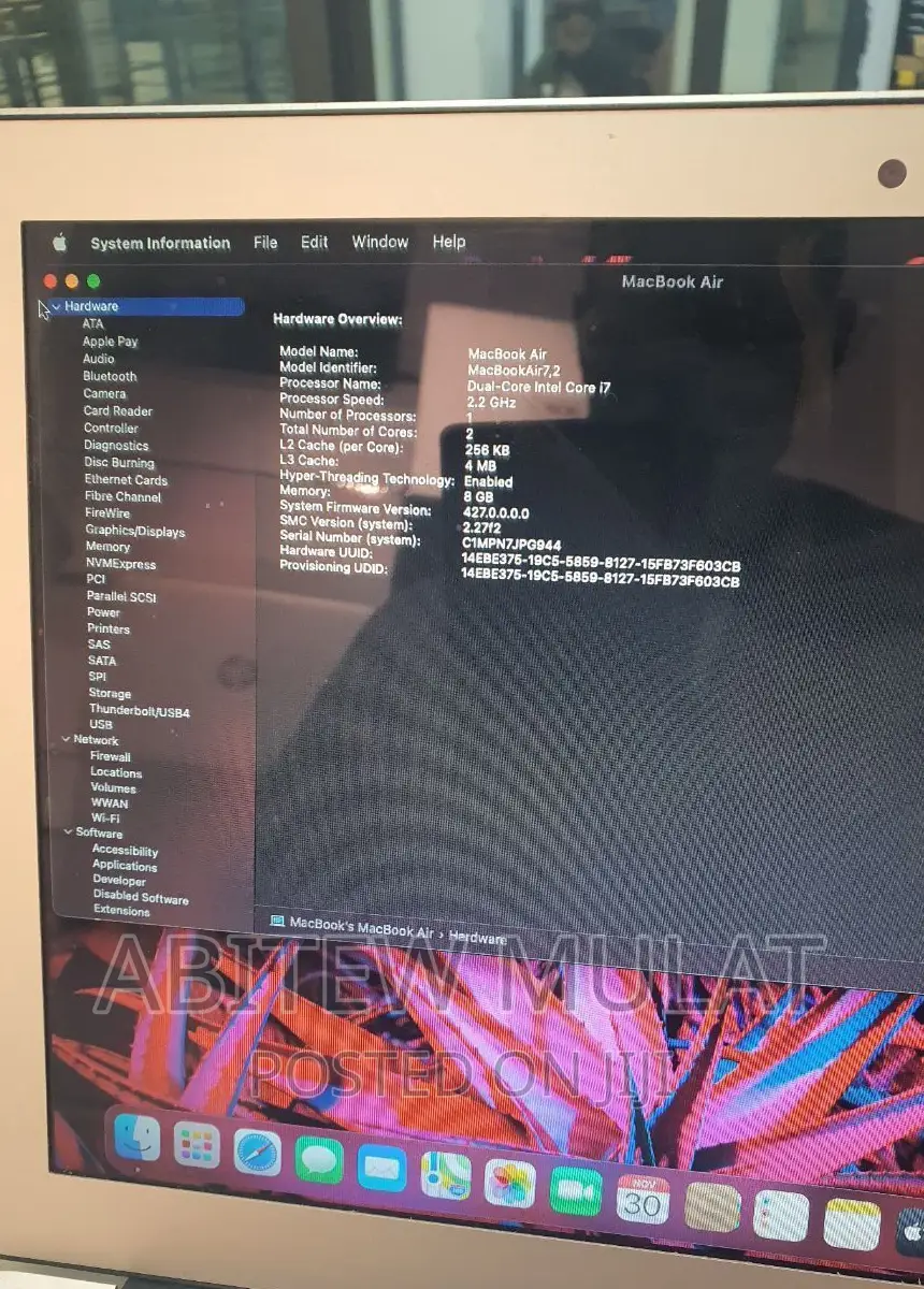 New Laptop Apple MacBook Air 2017 8GB Intel Core I7 SSD 256GB