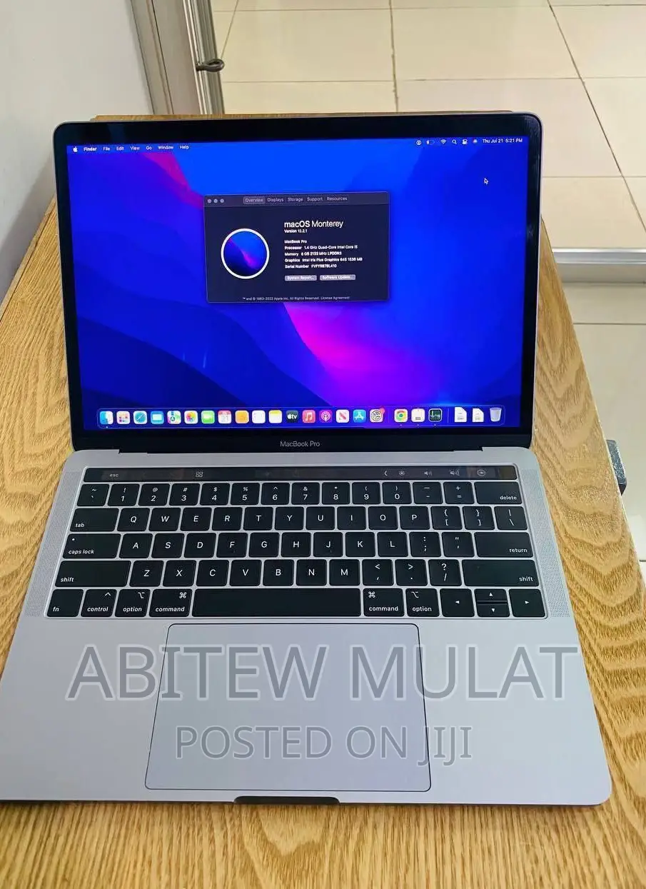 New Laptop Apple MacBook Pro M1 8GB Apple M1 Pro SSD 256GB