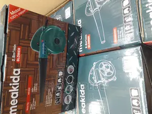 Meakida Blower