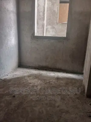 3bdrm Apartment in አዲስ አበባ, Nifas Silk-Lafto for sale