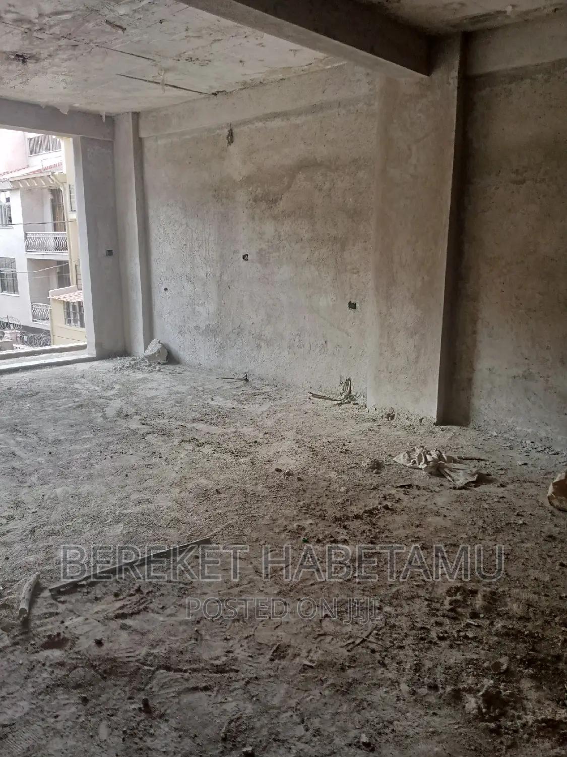 3bdrm Apartment in አዲስ አበባ, Nifas Silk-Lafto for sale