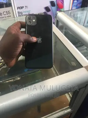 Apple iPhone 11 64 GB Black