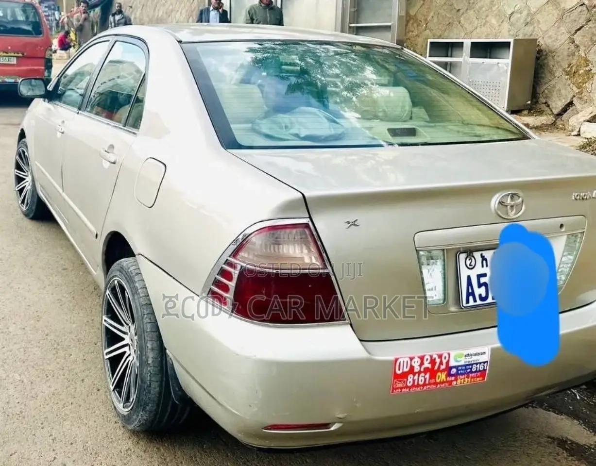 Toyota Corolla 2006 Gold