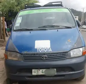 Photo - Toyota HiAce 2000 Blue