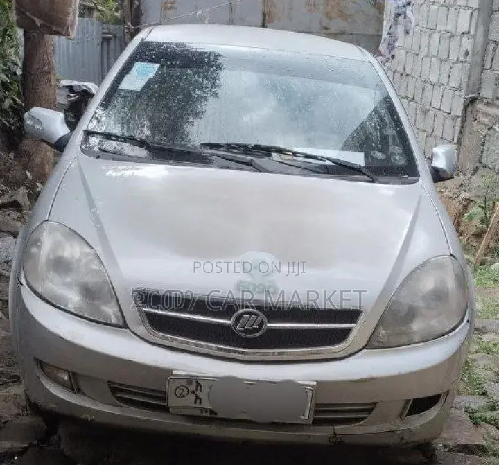 Lifan 520 2010 Silver