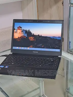 Photo - Laptop Toshiba Satellite C55 4GB Intel Core I5 HDD 500GB