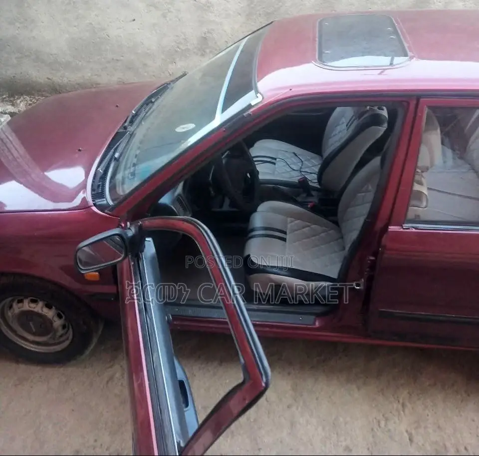 Toyota Lexcen Automatic 1991 Burgundy