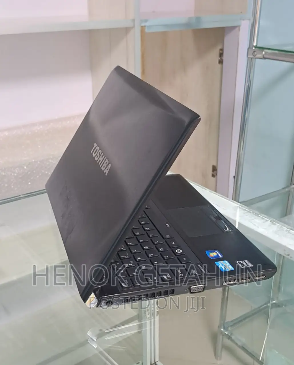 New Laptop Toshiba Portege R830 4GB Intel Core I5 HDD 500GB