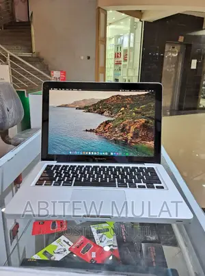 New Laptop Apple MacBook Pro 2012 4GB Intel Core I5 HDD 500GB