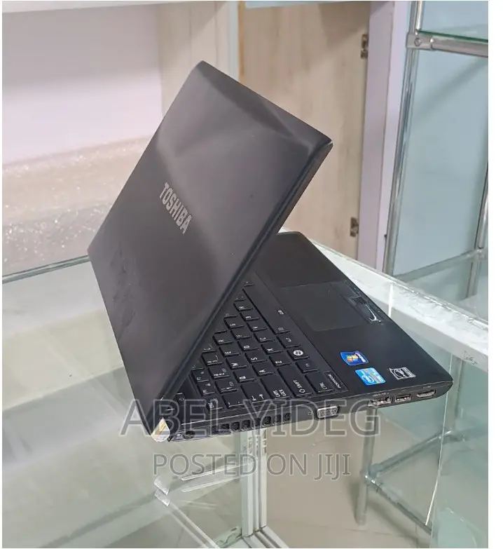 New Laptop Toshiba Satellite C55 4GB Intel Core I5 HDD 500GB