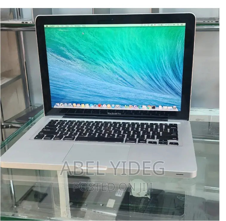 New Laptop Apple MacBook Pro 2012 4GB Intel Core I5 HDD 500GB