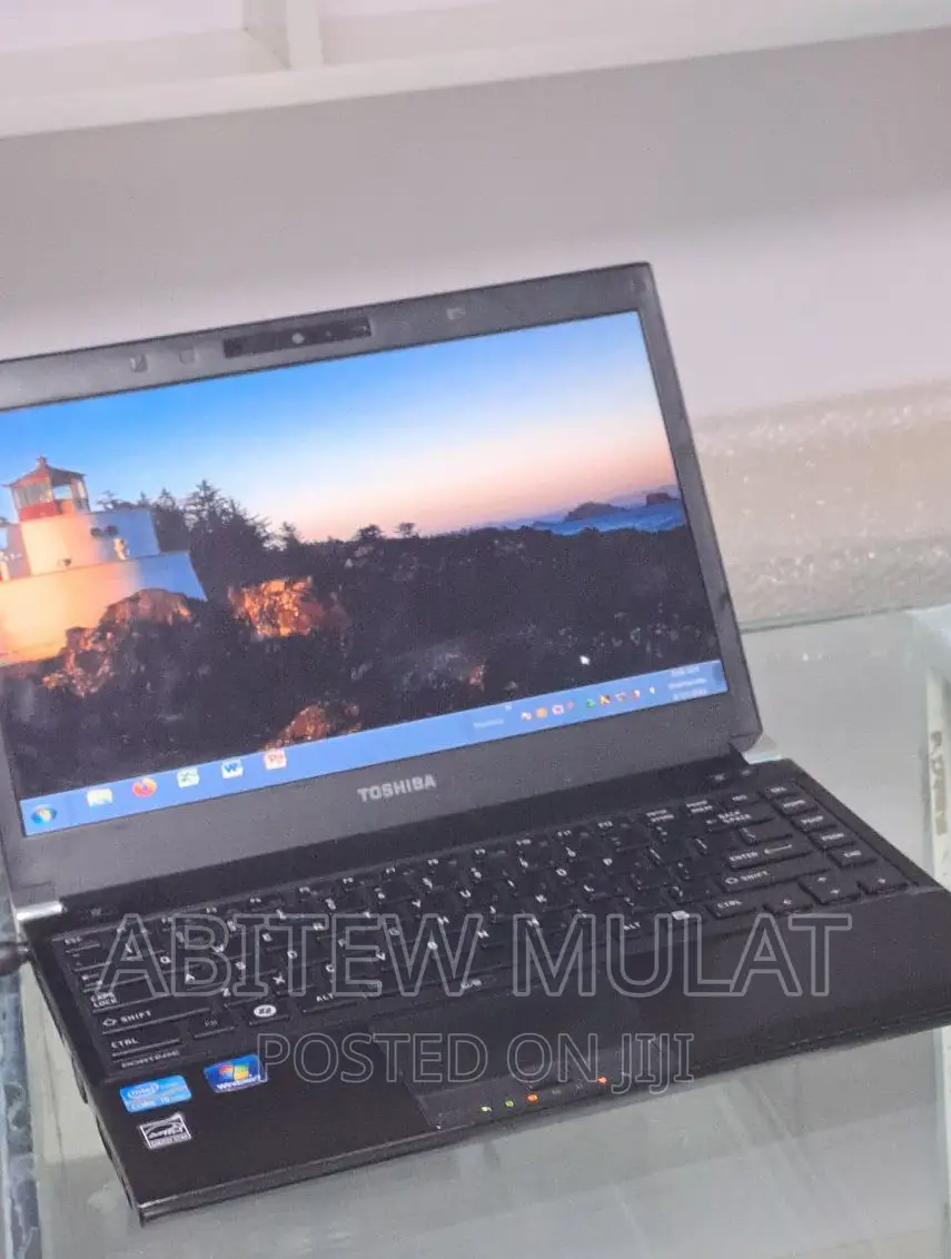 New Laptop Toshiba Portege R830 4GB Intel Core I5 HDD 500GB