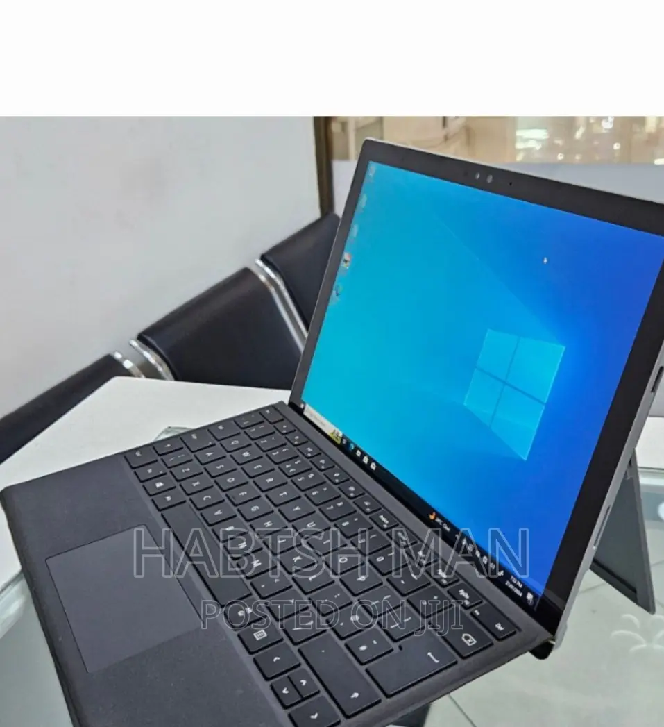 New Laptop Microsoft Surface Pro 4 8GB Intel Core i5 SSD 256GB