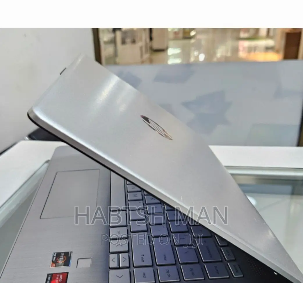 New Laptop HP Stream Notebook 8GB AMD Ryzen 5 SSD 256GB