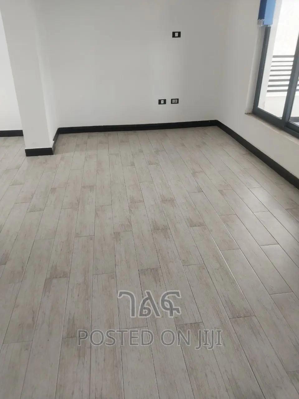 6bdrm House in የግል ቅንጡ መኖሪያ ቤት 70 ሺ, Bole for sale