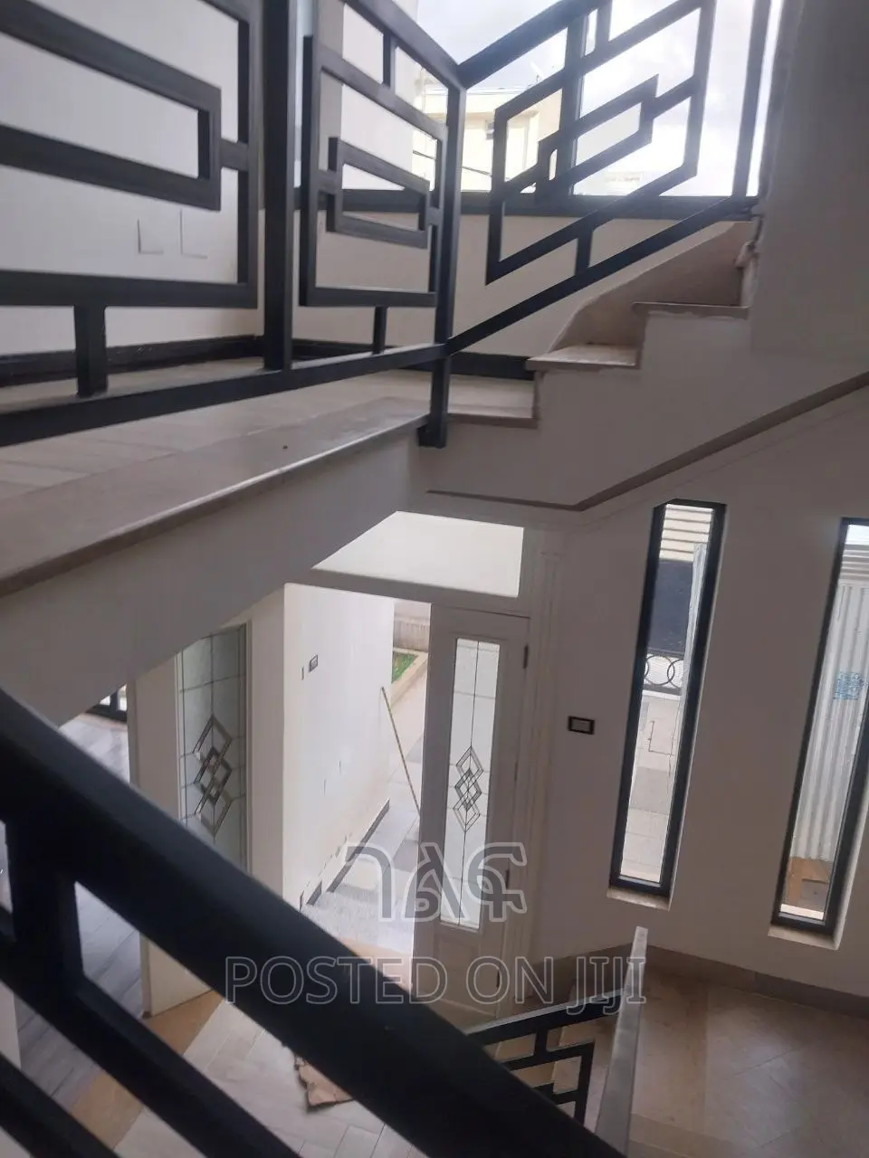 6bdrm House in የግል ቅንጡ መኖሪያ ቤት 70 ሺ, Bole for sale