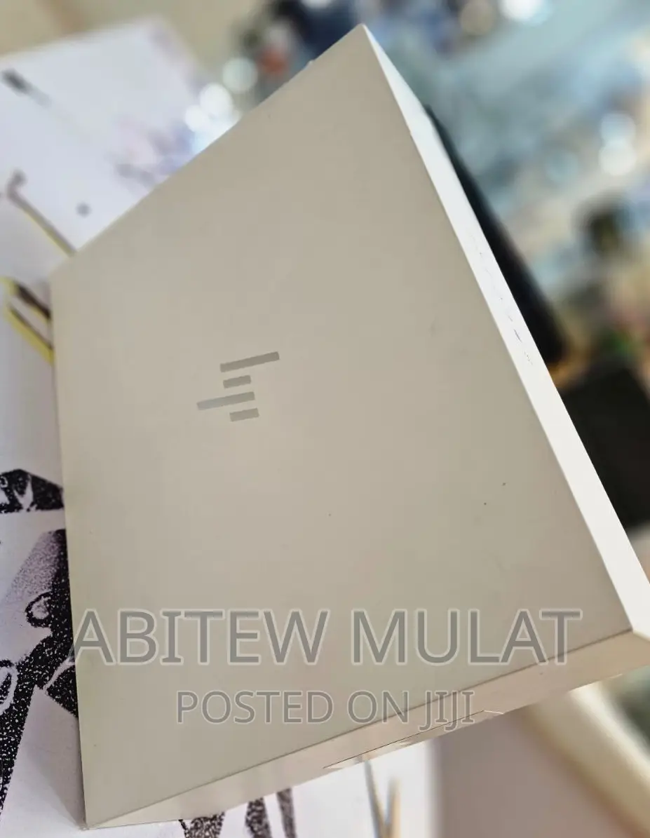 New Laptop HP Spectre X360 16GB Intel Core I7 SSD 1T