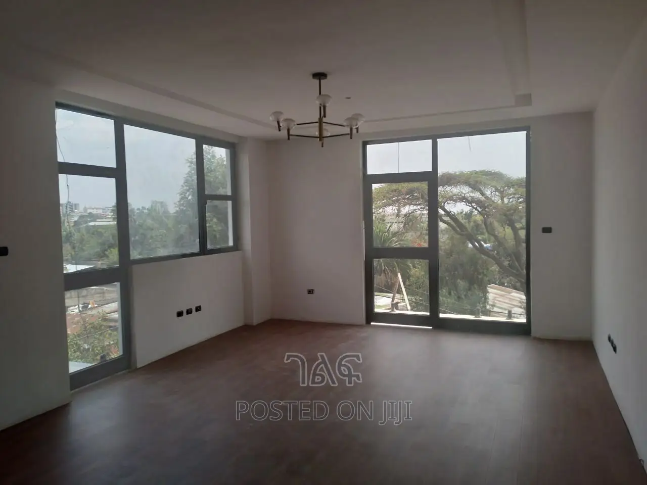 3bdrm Apartment in የግል, Bole for sale